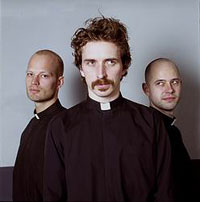 WhoMadeWho