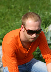 Карелов