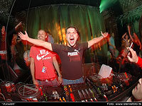 Axwell