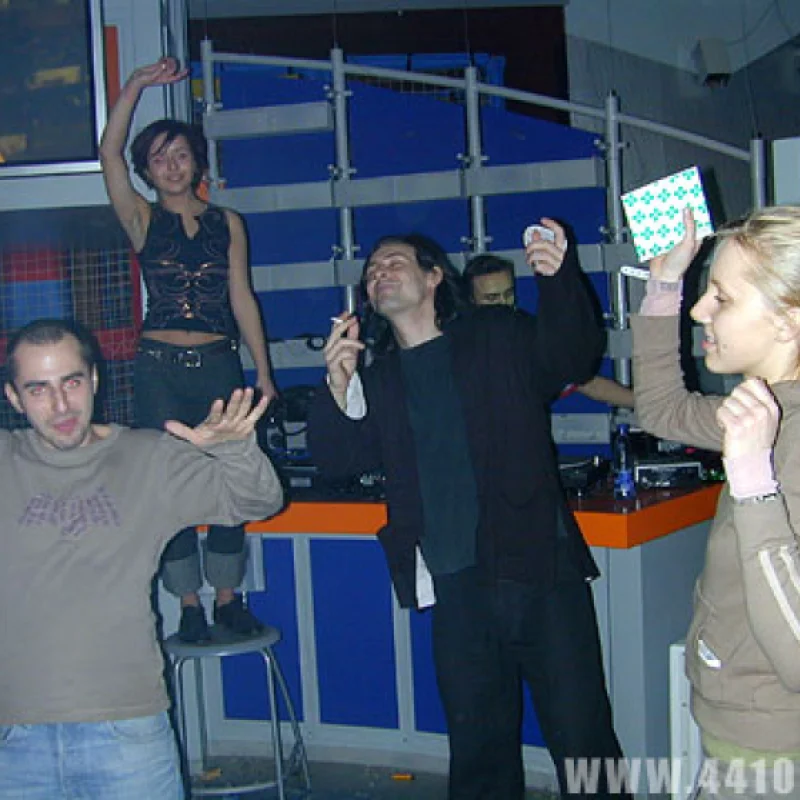 Бабуля в телевизоре