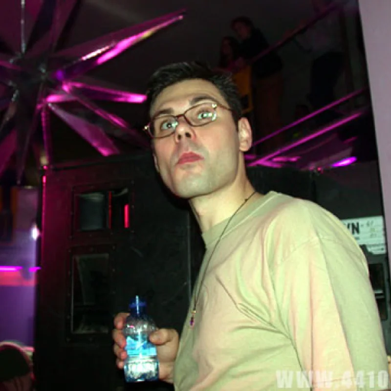 dj Strong