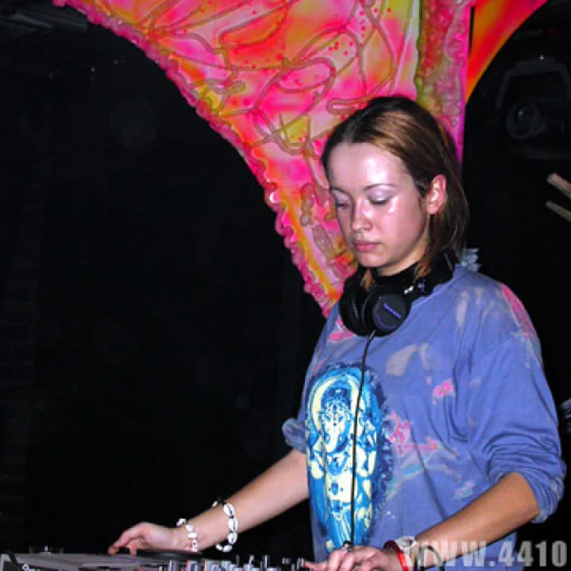 dj KT-15