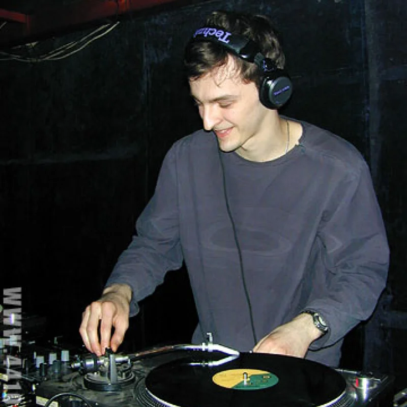 dj Feel