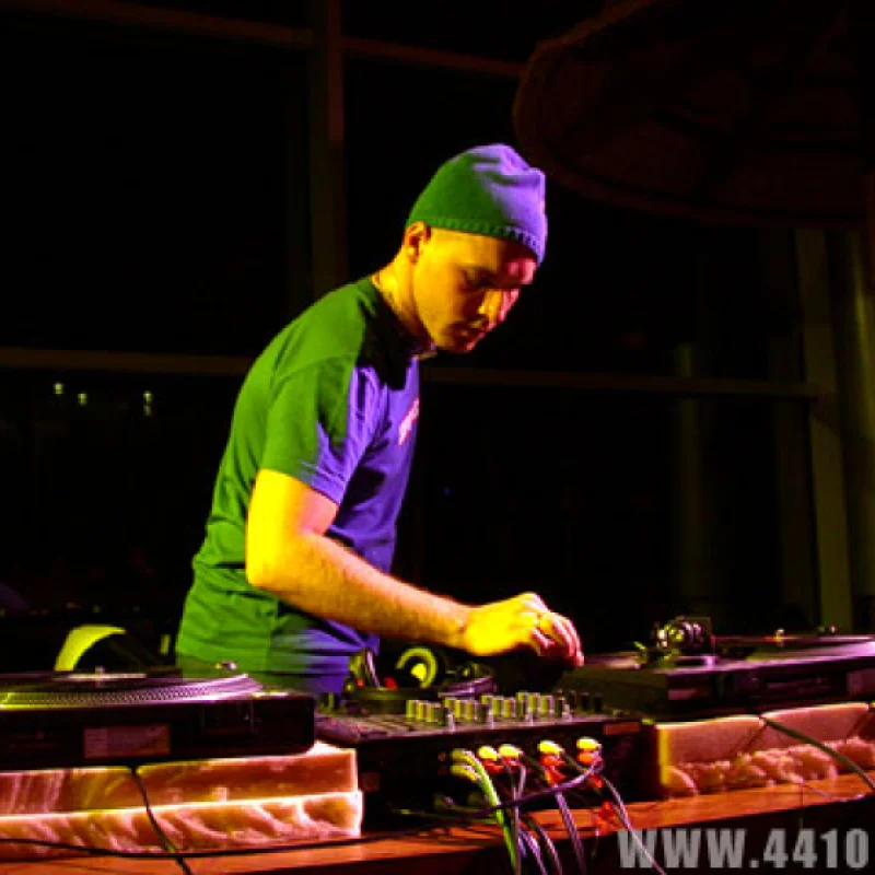 dj List