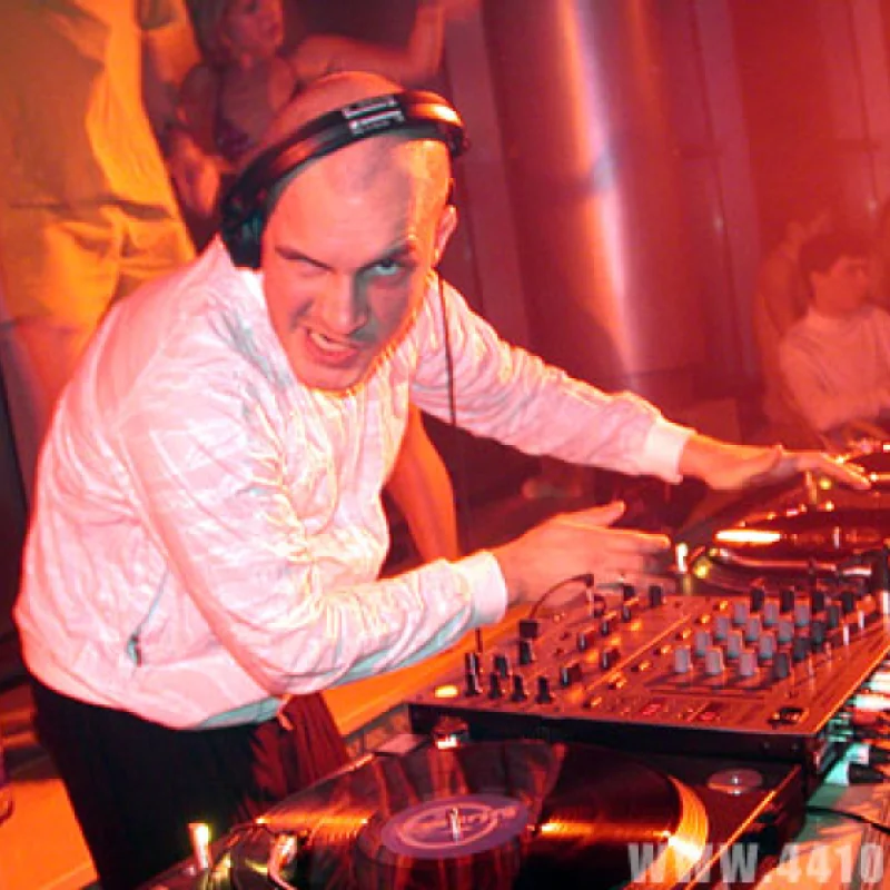 dj List