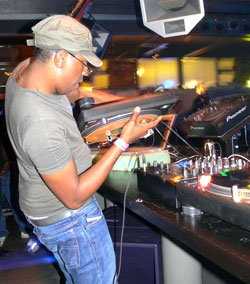 DJ Marky at the 6th Anniversary of Steppin’Session