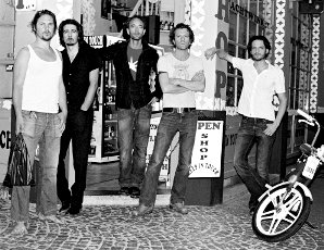 A Dose of Musical Pleasure from Deus