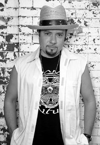 К нам едет Little Louie Vega!
